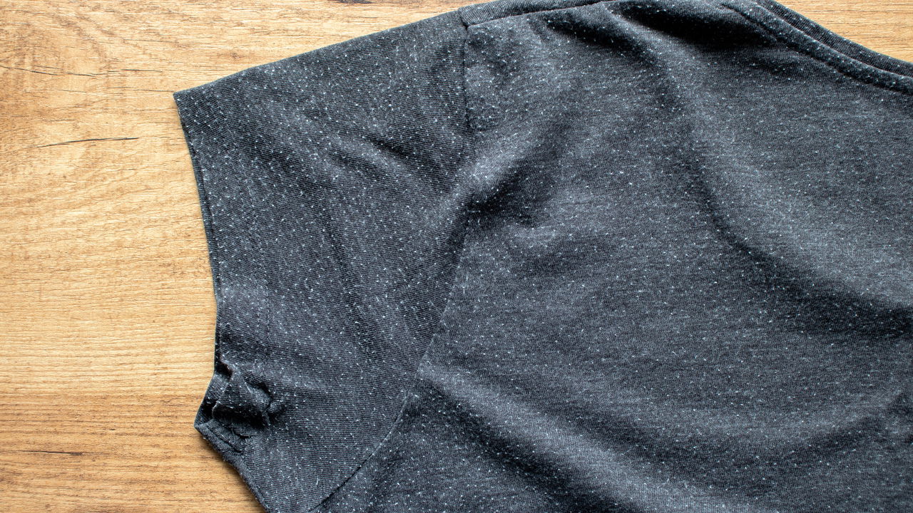 Bolinhas no tecido de malha de algodão (Créditos: depositphotos.com / photohampster)