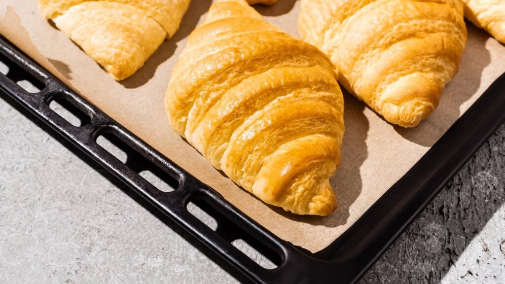 O alerta sobre papel manteiga que muita gente não conhece e como se proteger - Créditos: depositphotos.com / VadimVasenin