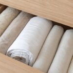 Como dobrar lençol de elástico para caber na gaveta: o truque fácil de encaixar as costuras que está na moda nas redes sociais