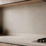 Os azulejos na cozinha saíram de moda: a nova tendência, mais prática e que não exige reformas, chega em 2026